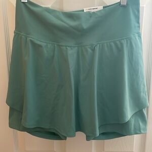 Old navy power soft tennis skirt. New with tags!